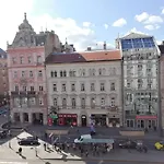 Hostel Bauhaus Astoria Budapeşte