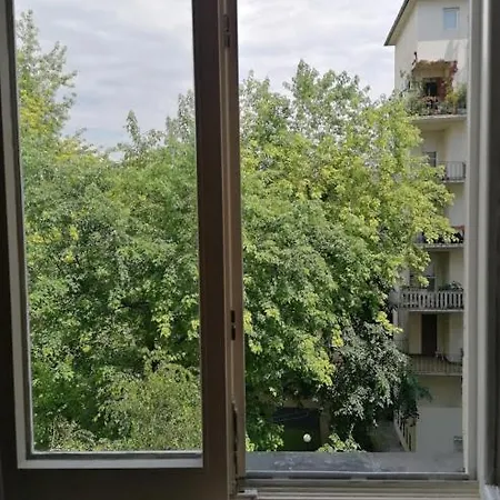 بيت شباب Bauhaus Astoria