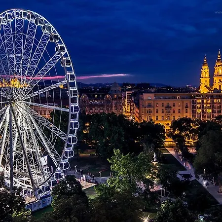 بيت شباب Bauhaus Astoria *