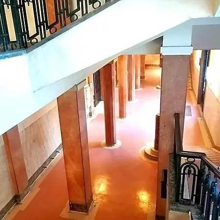 Bauhaus Astoria Hostel Βουδαπέστη