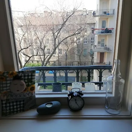 Bauhaus Astoria بيت شباب *