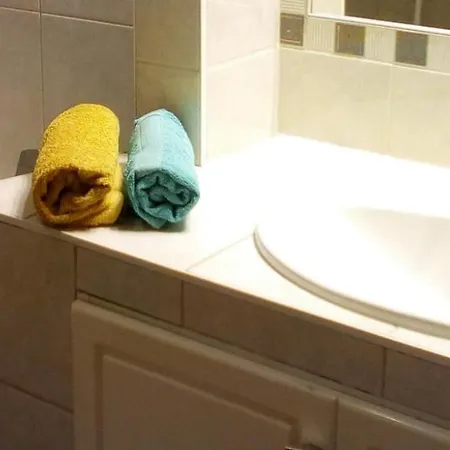 Bauhaus Astoria بيت شباب