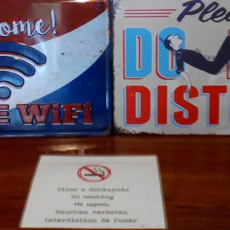 بيت شباب Bauhaus Astoria *